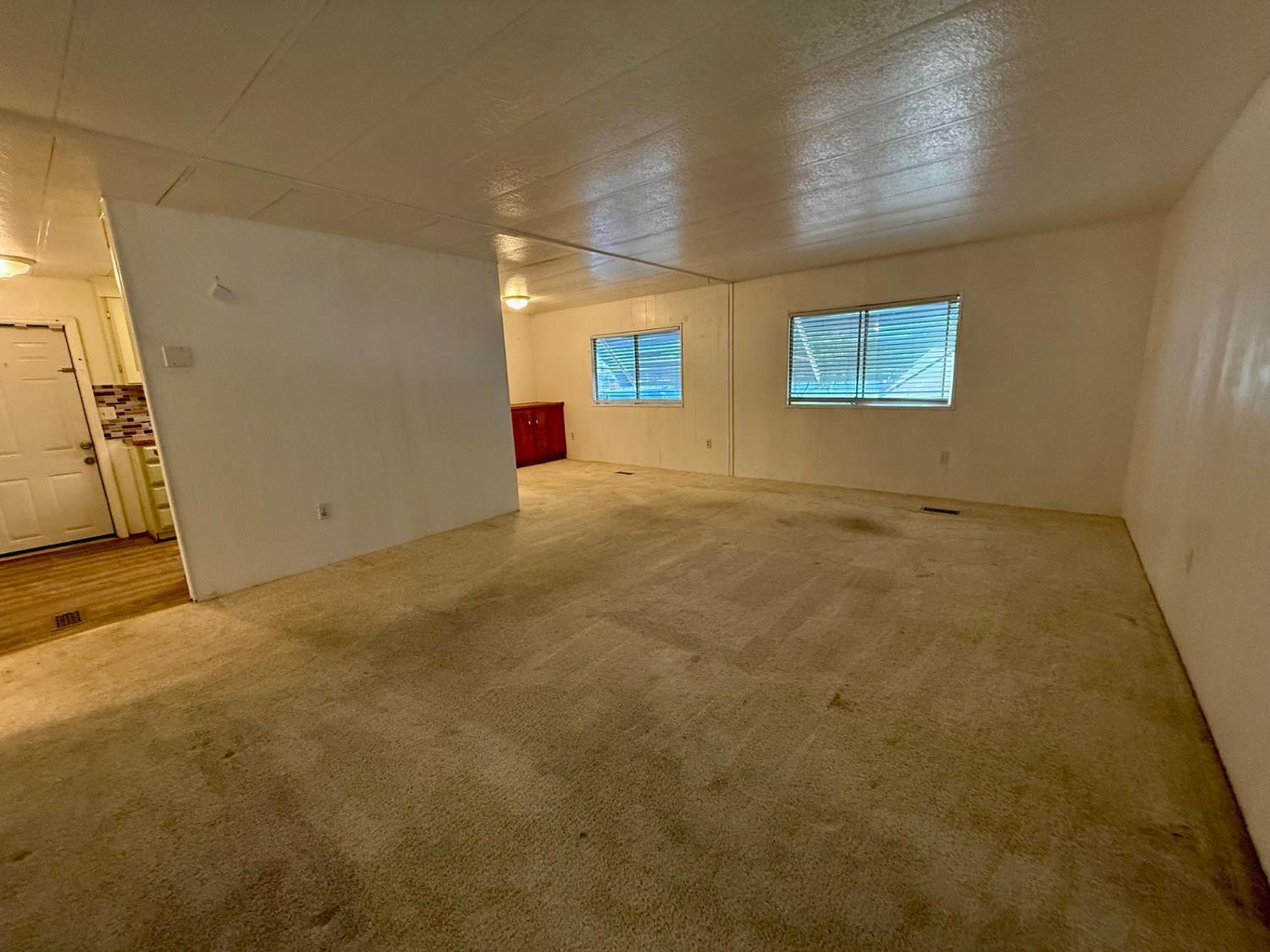 1218 E Cleveland Ave #114, Madera, CA 93638